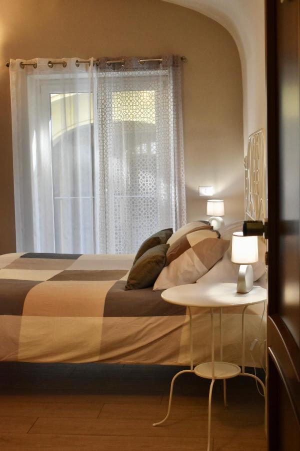 Dimora Normanna Bed & Breakfast Aversa Exterior photo