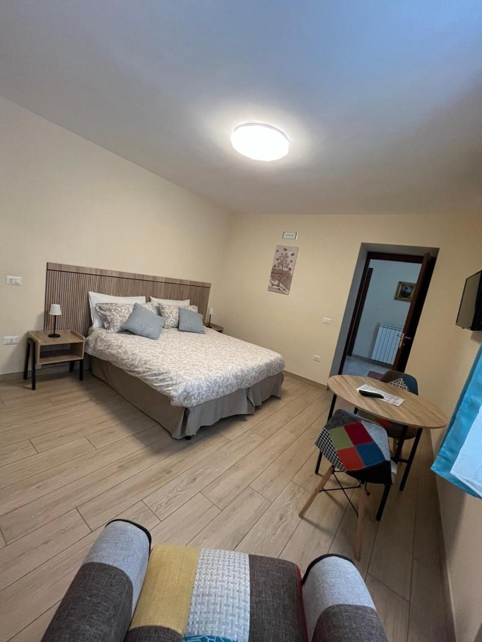 Dimora Normanna Bed & Breakfast Aversa Exterior photo