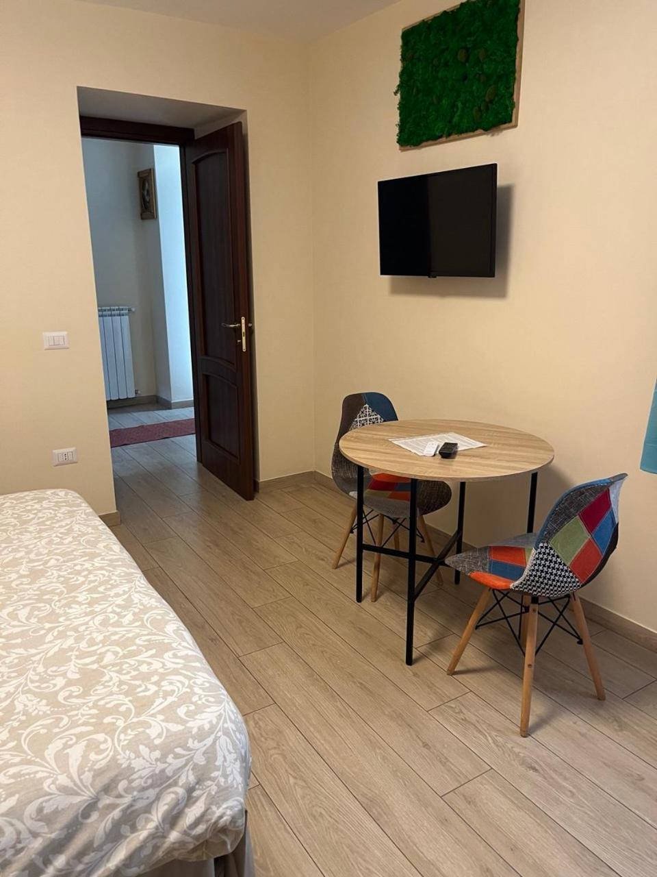 Dimora Normanna Bed & Breakfast Aversa Exterior photo